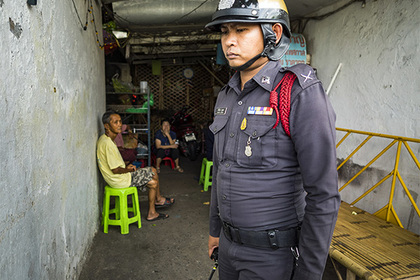 В таиландскую деревню направили полицию для защиты от призрака