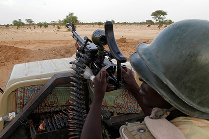 Нигерские солдаты случайно расстреляли 14 мирных нигерийцев и нигерцев