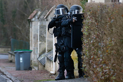 Во Франции арестован владелец видеоархива изнасилований детей и подростков