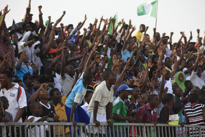 Восемь болельщиков погибли из-за обрушения стены стадиона в Сенегале