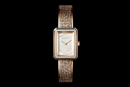 Chanel представила в Москве золотые часы за 2,5 миллиона рублей