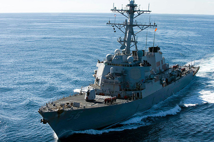 Эсминец США зашел в спорные воды у китайского искусственного острова