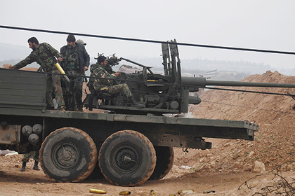 Сирийская армия при поддержке ВКС России окружила боевиков ИГ у города Акербат