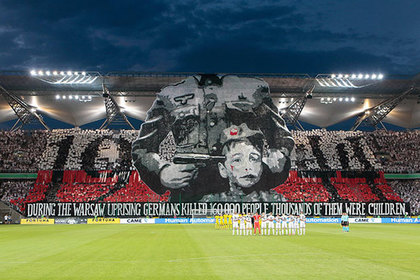 УЕФА оштрафовал польский клуб за баннер о жертвах Варшавского восстания