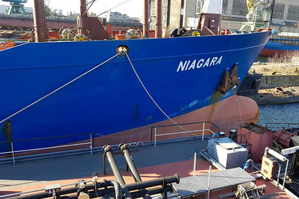 Украина продала через электронные торги два российских танкера