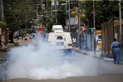 В Венесуэле задержали подозреваемых в нападении на военную базу
