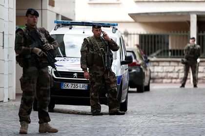 Во Франции задержан подозреваемый в наезде на военных