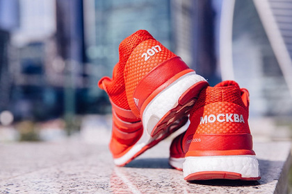 Adidas выпустила кроссовки специально для москвичей