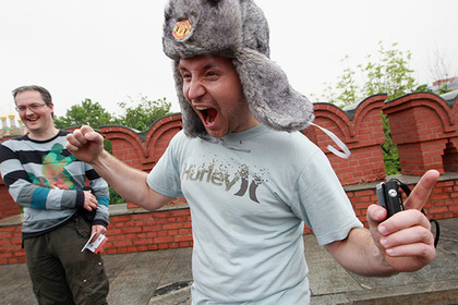 Английские клубы предостерегли своих фанатов от прогулок по Москве в одиночку