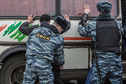 Полиция опровергла информацию о смерти избитого у ТЦ «Москва» мигранта
