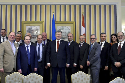 Порошенко поведал о готовности канадского бизнеса прийти на Украину