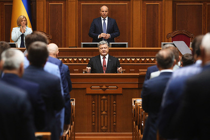 Порошенко призвал Раду одобрить реформы МВФ