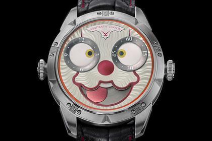Россиянин сделал часы со злым клоуном в помощь детям