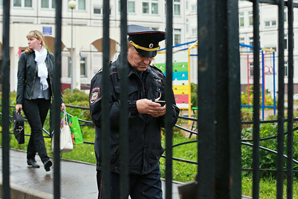 В 16 московских школах началась эвакуация из-за угроз взрывов