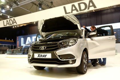 «АвтоВаз» отзовет 20 тысяч Lada XRAY