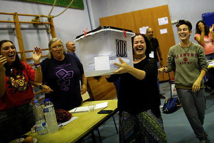 Число участников референдума в Каталонии превысило сто процентов
