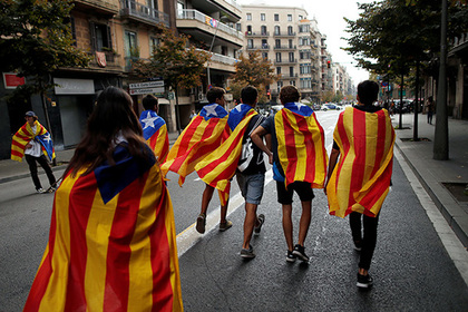Испанский суд отменил независимость Каталонии