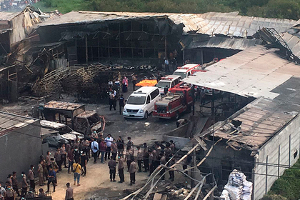 На фабрике фейерверков в Джакарте заживо сгорели 23 человека