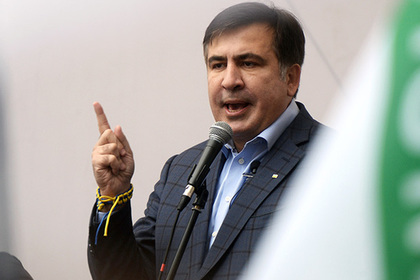 Саакашвили потребовал от Порошенко уйти в отставку