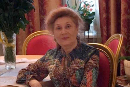 Мать и сестра полковника Захарченко покинули Россию