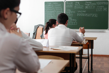 Новосибирского школьника осудят за исправление двоек в электронном журнале