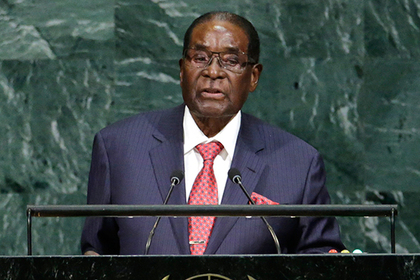 В Зимбабве придумали способ избавиться от бессменного президента