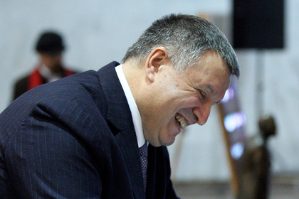 Аваков призвал Саакашвили сдаться