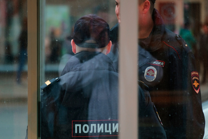 Сахалинского полицейского заподозрили в изнасиловании девочек-подростков
