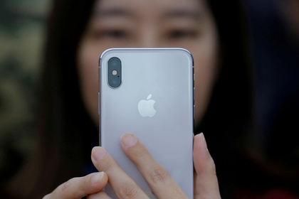Apple вдвое уменьшит производство iPhone X