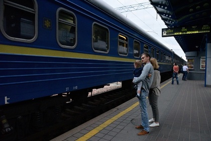 Киев назвал поездки украинцев в Россию «билетом в один конец»