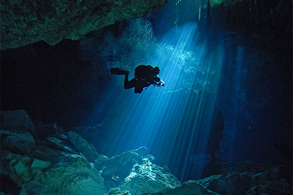 Найден крупнейший подводный «портал в иной мир»