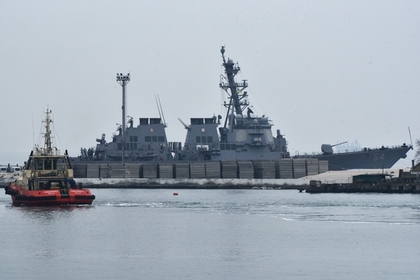 Второй американский эсминец с ракетами Tomahawk вошел в Черное море