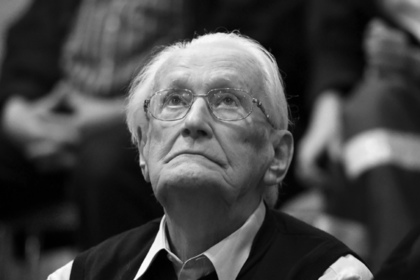 «Бухгалтер из Освенцима» умер в Германии