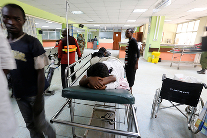 Кенийские медики случайно вскрыли череп не тому пациенту