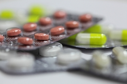 Минздрав заподозрили в сговоре с поставщиком лекарств от ВИЧ