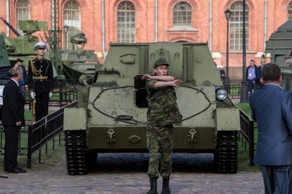 Военные получили американский танк времен Второй мировой войны