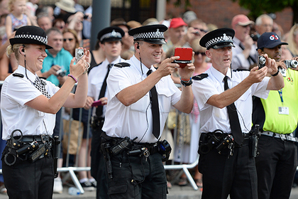 Британская полиция научилась моментально взламывать смартфоны