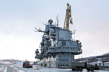 «Адмирала Кузнецова» обозвали «плавучей кучей мусора»
