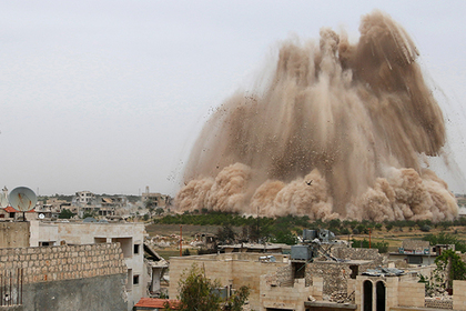 Израиль два часа безнаказанно бомбил Сирию