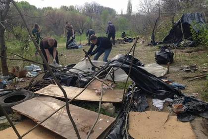 На Украине сожгли цыганский табор