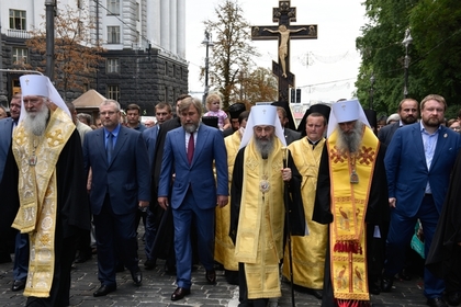 Украина обвинила Россию во вмешательстве в ее церковные дела