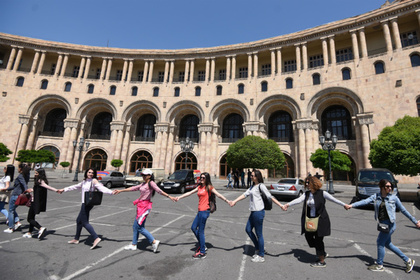 В Армении сорвали работу парламента