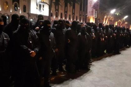 В Тбилиси прошли обыски и начались беспорядки