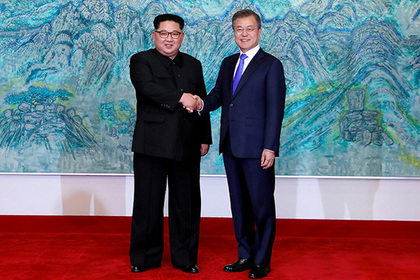 Южнокорейские СМИ раскрыли секрет ботинок Ким Чен Ына