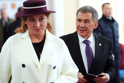 Жена главы Татарстана заработала в 18 раз больше мужа
