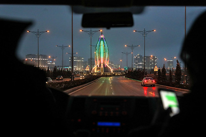 Жителей Туркмении лишат семерок в автомобильных номерах