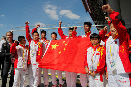 Китайцев попросили не совершать суициды из-за чемпионата мира