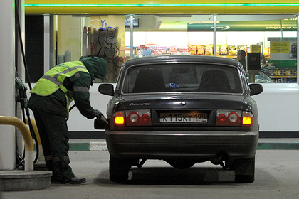 Россияне нашли крайних в скачке цен на бензин