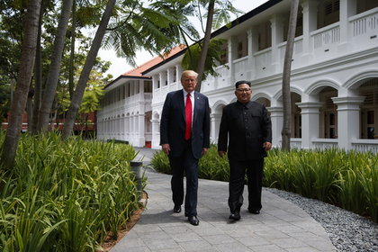 Трамп и Ким Чен Ын решили съездить друг к другу в гости