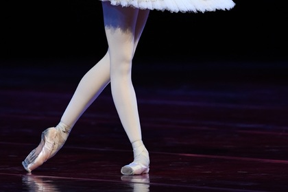 Балерине ампутировали ноги после взрыва катера на отдыхе
